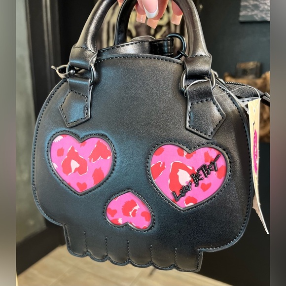 🩷💀 BETSEY JOHNSON, LUV BETSEY LBPOE  SKULL-SHAPED  SATCHEL/CROSSBODY🩷💀 NWT - Picture 7 of 12